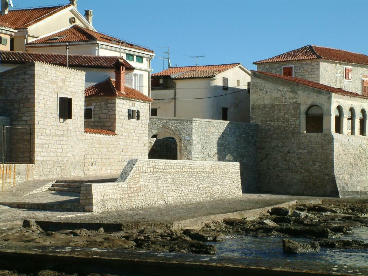 App Sorgo Daire Novigrad Istria Dış mekan fotoğraf